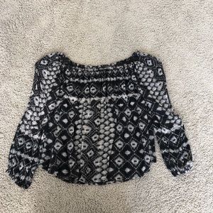 Like new off the shoulder Billabong blouse